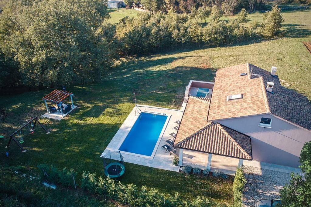 Villa Modern House With Private Pool à Žminj Extérieur photo